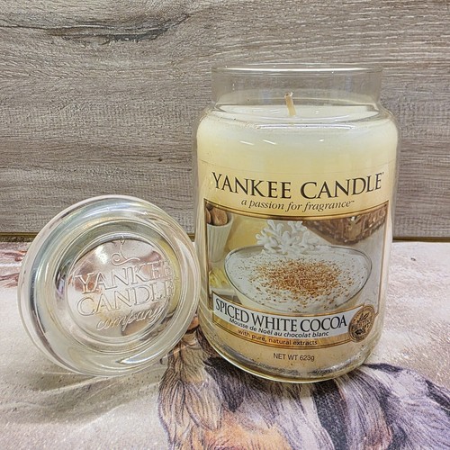 Yankee candle spiced white - candle,