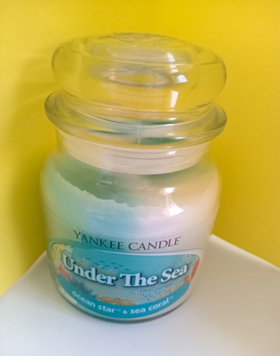 Yankee candle swirl under the - candle,