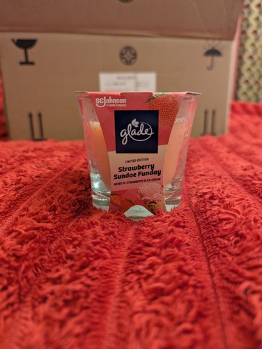 Glade strawberry sundae - glade, funday