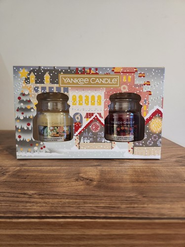 Christmas yankee candle - yankee, two