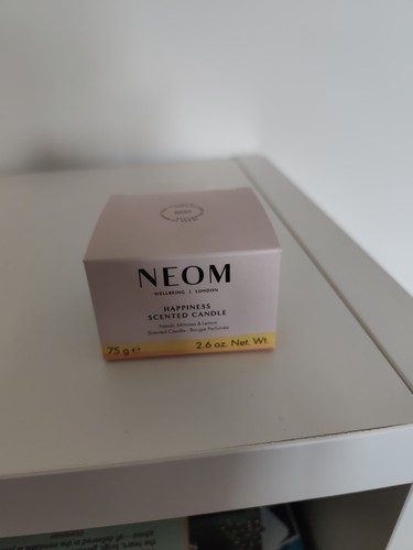 Neom happiness scented candle - happiness,